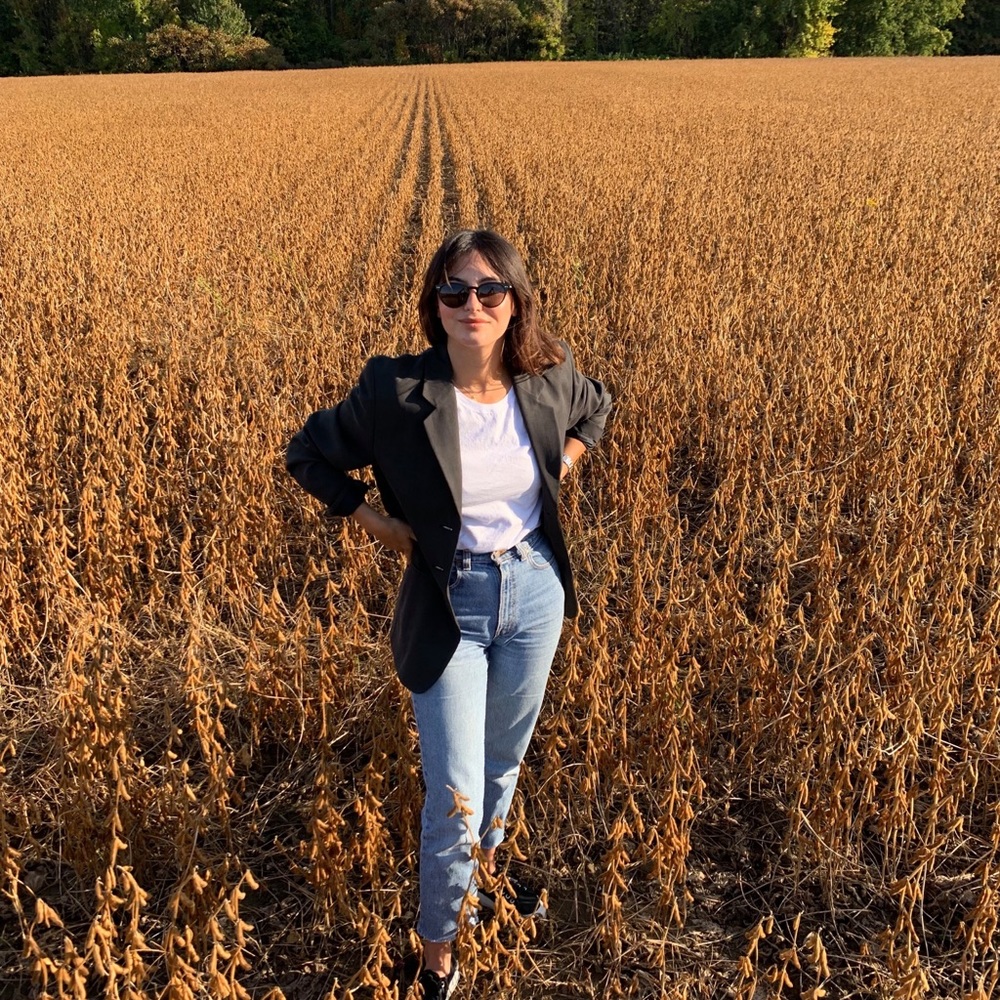 Meet your Posher, Yousra